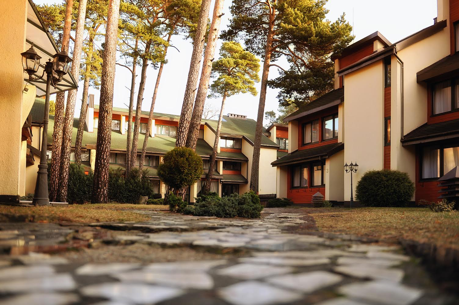 Prie parko. Hotel and restaurant in Palanga. S. Dariaus ir S. Girėno g. 11, Palanga