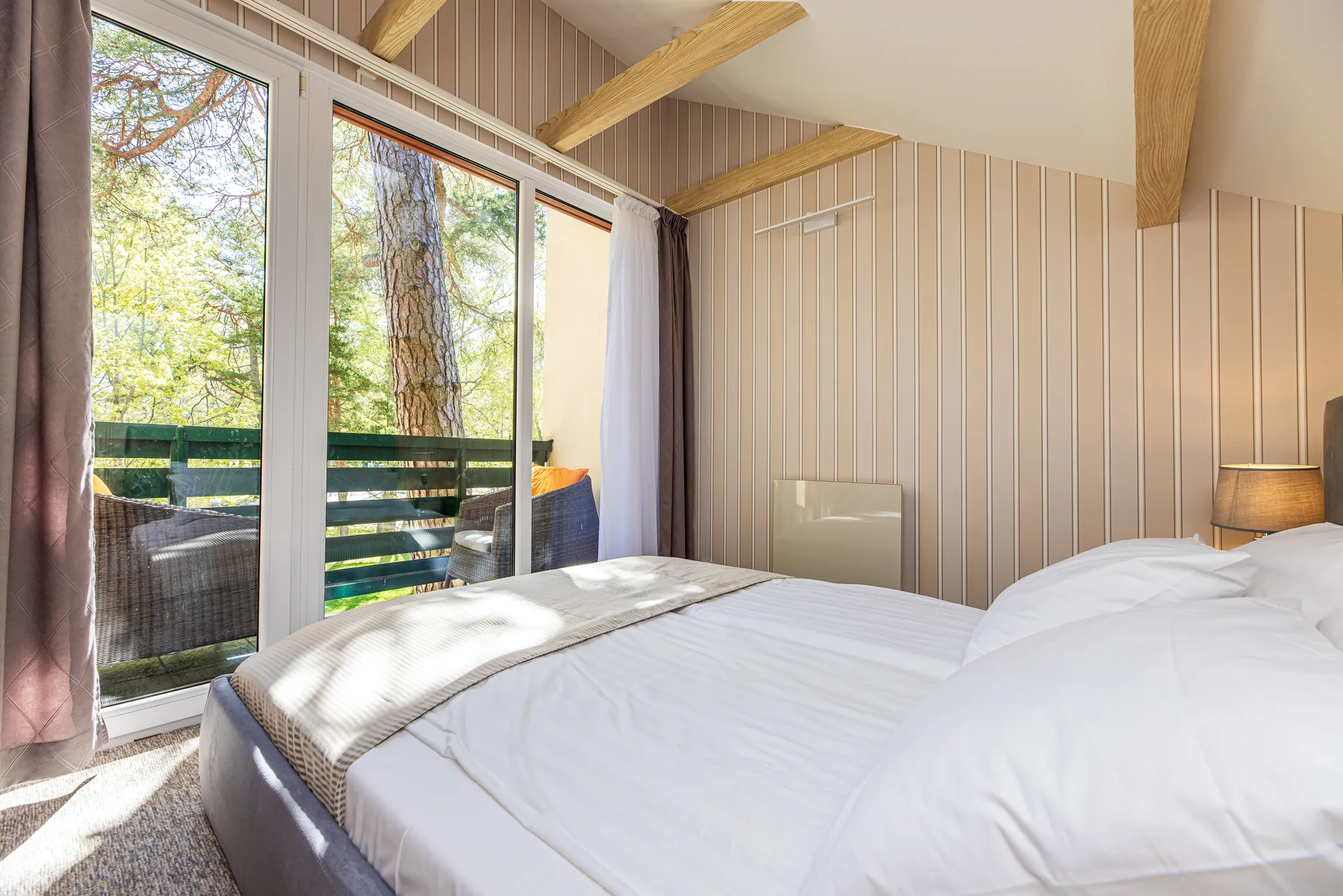 Dviejų miegamųjų apartamentas su balkonu — Prie Parko